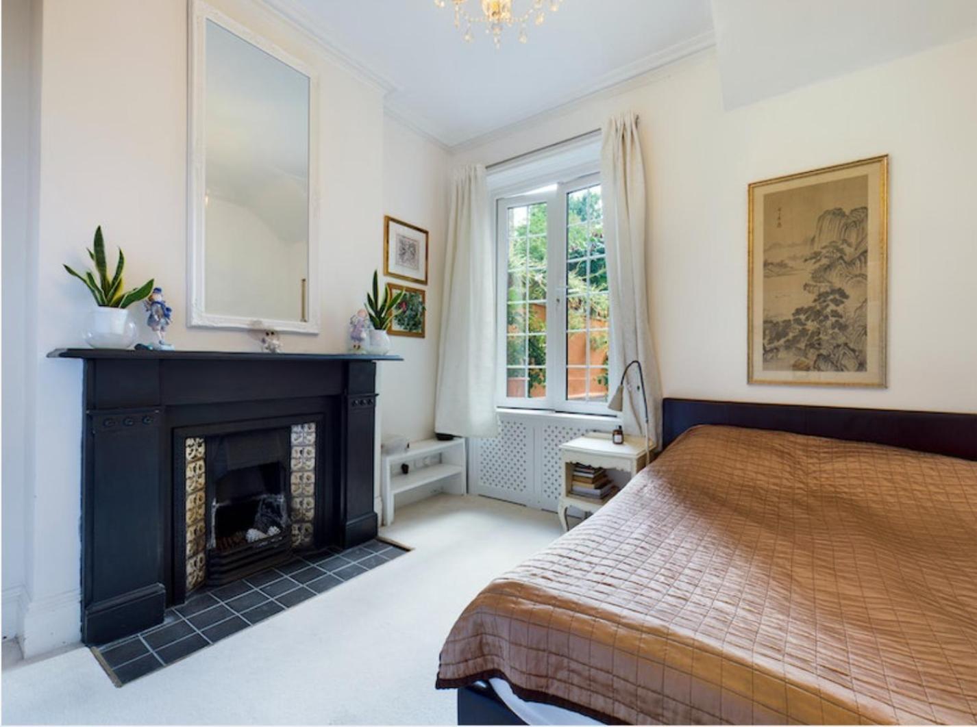 The Clapham Apartment With Private Patio London Bagian luar foto