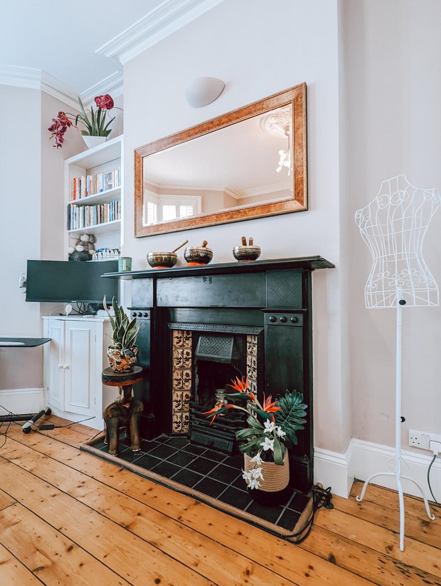The Clapham Apartment With Private Patio London Bagian luar foto
