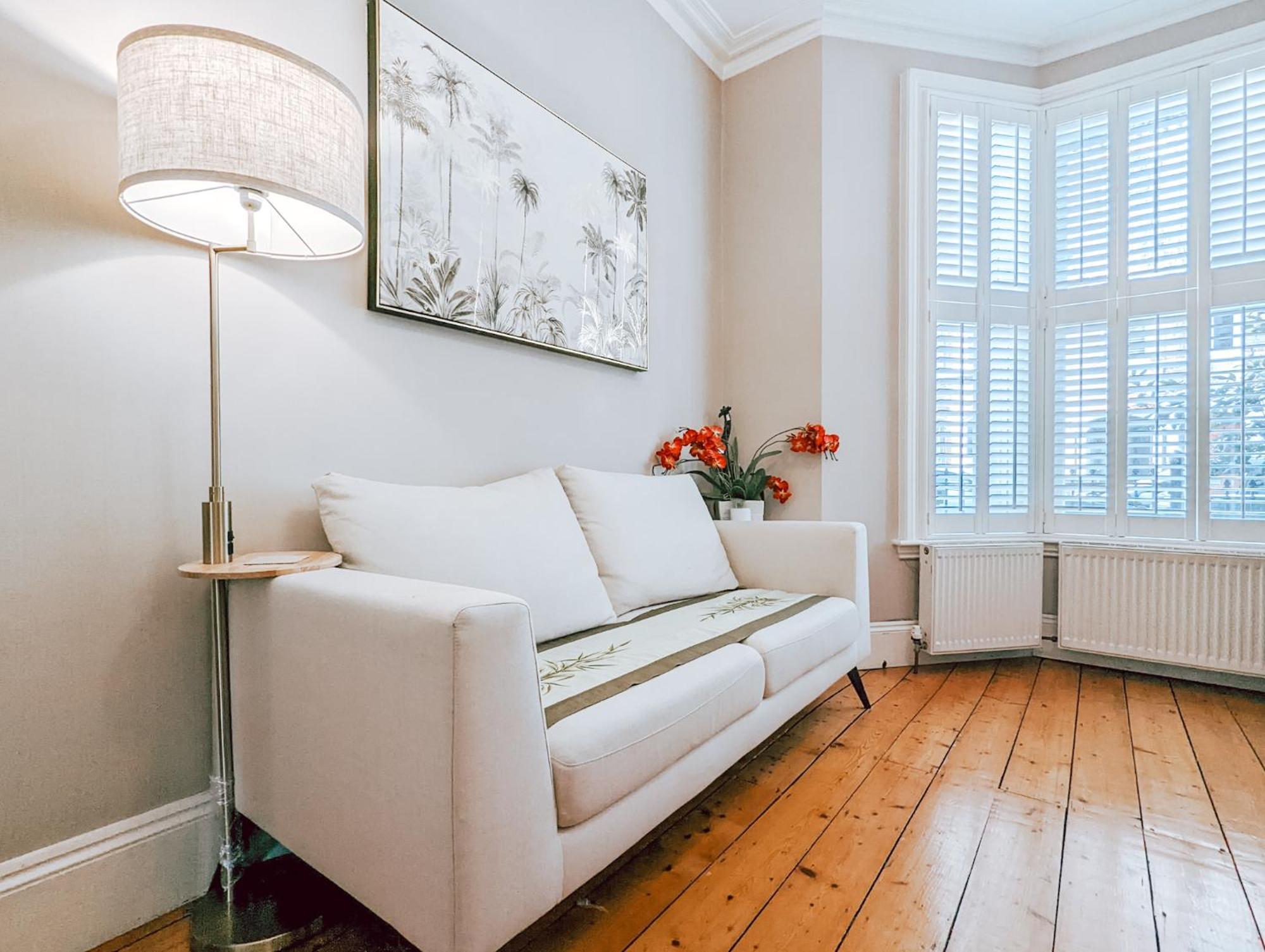 The Clapham Apartment With Private Patio London Bagian luar foto